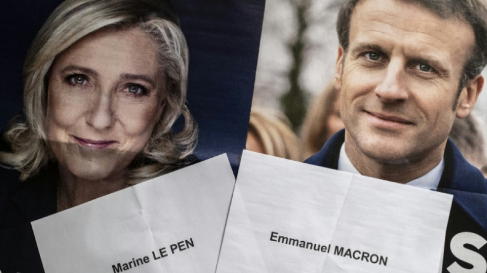Pr&eacute;sidentielle: jour J pour le d&eacute;bat t&eacute;l&eacute;vis&eacute;, acm&eacute; du match Macron/Le Pen