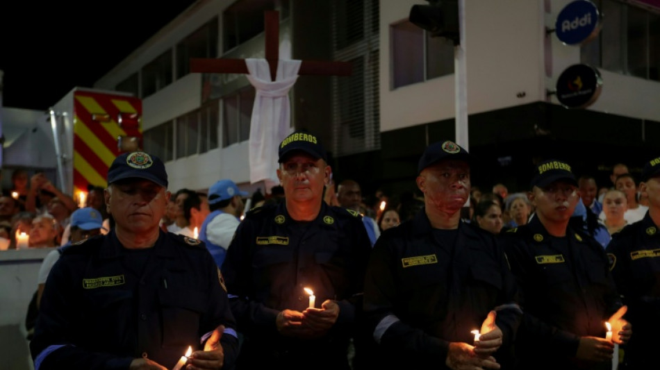 La Fiscal&iacute;a de Colombia acusa de homicidio a dos guerrilleros por el ataque con un cami&oacute;n bomba
