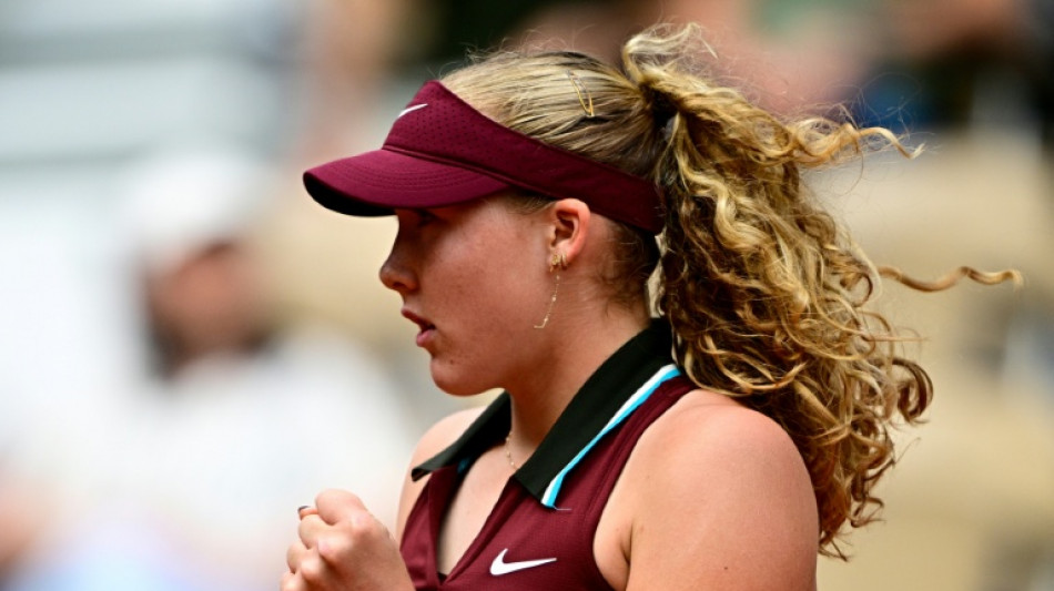 Andreeva ousts Kasatkina to reach French Open quarter-finals