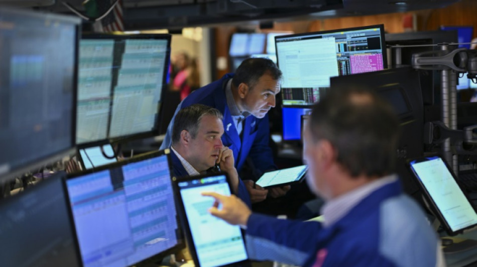 Wall Street ouvre sans direction claire, inqui&egrave;te de l'inflation am&eacute;ricaine