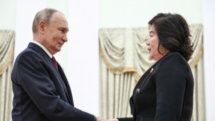 Ucr&acirc;nia diz-se 'disposta' a entregar soldados capturados &agrave; Coreia do Norte em uma troca