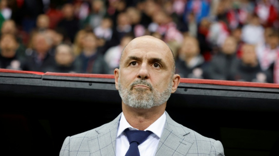 El seleccionador polaco dimite tras su conflicto con Lewandowski