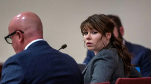 J&uacute;ri declara armeira do filme 'Rust' culpada de homic&iacute;dio culposo