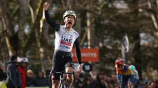 Almeida takes fourth stage of Tour of Switzerland with injured Thomas out