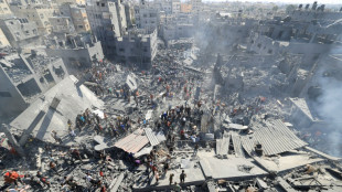 Raid isra&eacute;lien contre le Hamas dans la bande de Gaza, bombard&eacute;e sans r&eacute;pit
