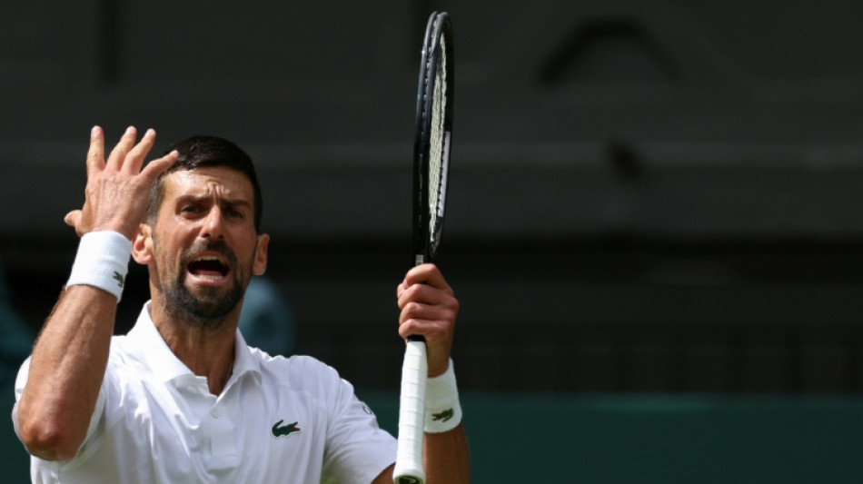 Djokovic battles back against De Minaur to stay on track for Wimbledon glory