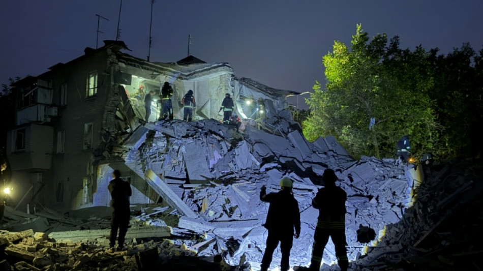 Trump e Zelensky se desentendem por acordo sobre diesel; ataques russos deixam 21 mortos