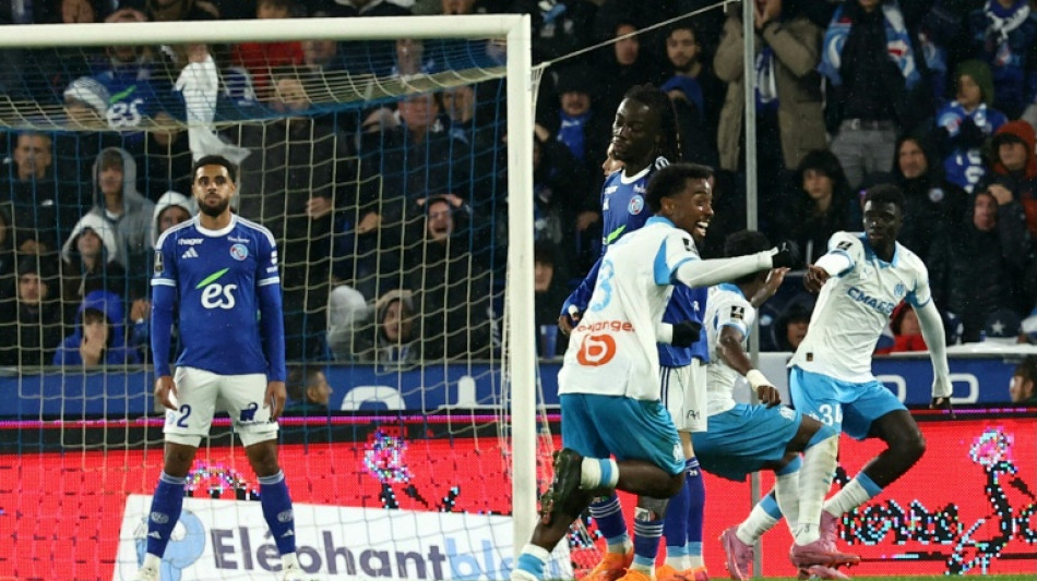 Foot: Marseille renverse Strasbourg in extremis et prend la t&ecirc;te de la Ligue 1