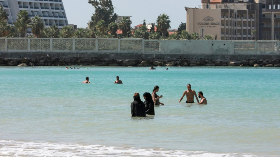 Las mujeres deber&aacute;n llevar burkini o ropa que cubra el cuerpo en las playas de Siria