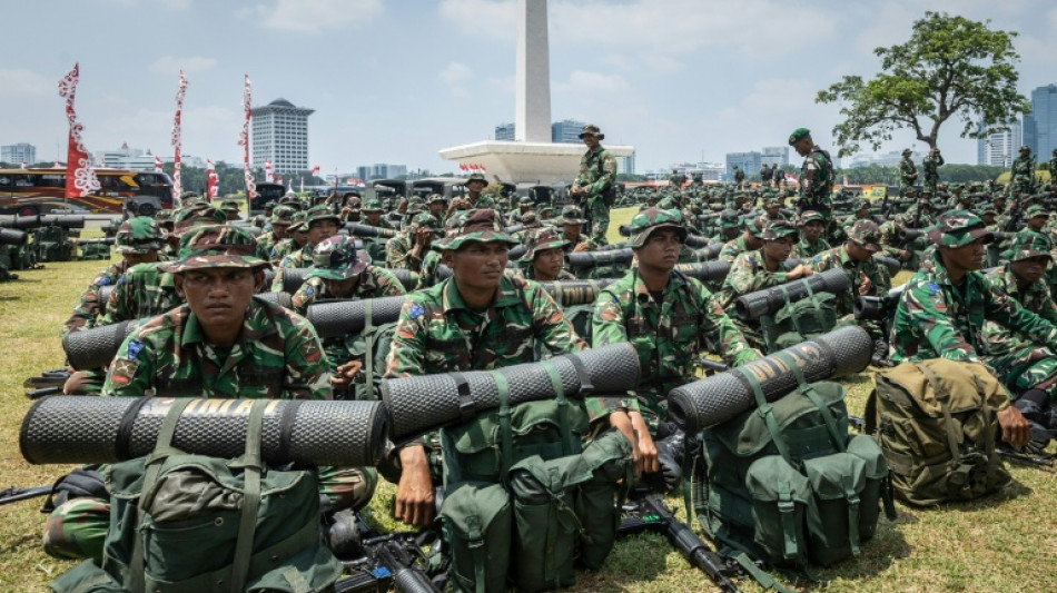 Indonesia despliega al Ej&eacute;rcito para controlar protestas que han dejado seis muertos