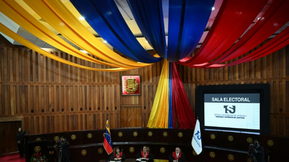 Tribunal valida reelei&ccedil;&atilde;o de Maduro em meio a den&uacute;ncias de fraude