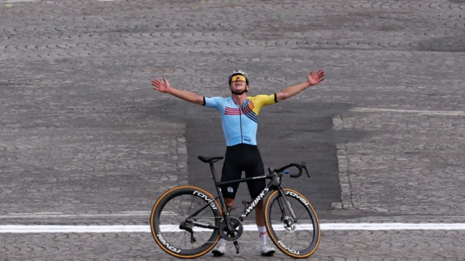 Cyclisme: doubl&eacute; in&eacute;dit pour le Belge Evenepoel, devant les Fran&ccedil;ais Madouas et Laporte