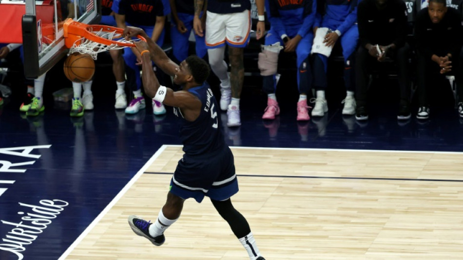 Minnesota humilla a los Thunder y se acerca en final del Oeste