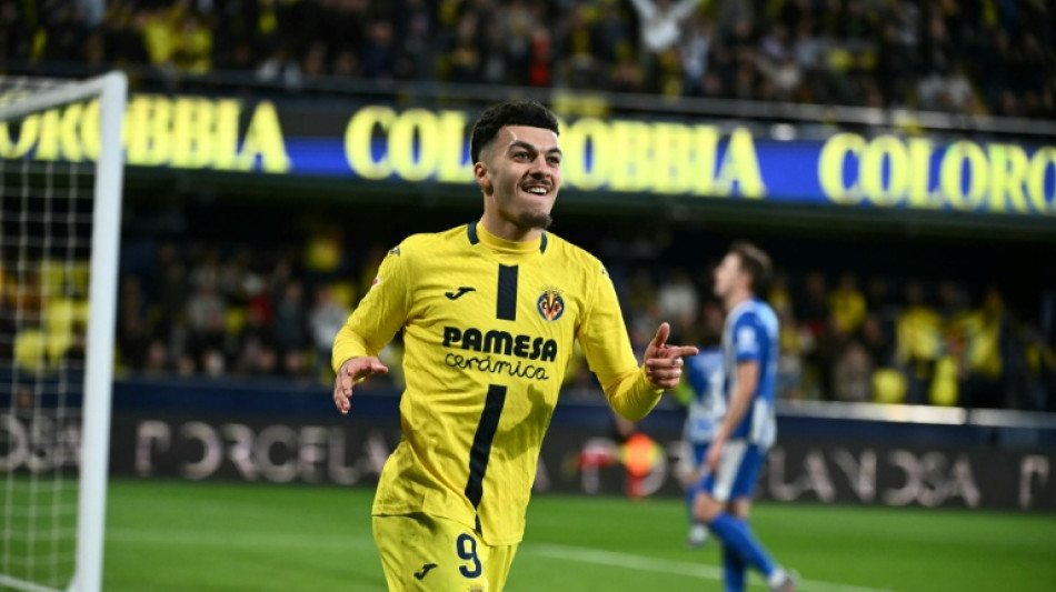 Villarreal vence Alav&eacute;s (3-1) e se consolida em 3&ordm; no Campeonato Espanhol
