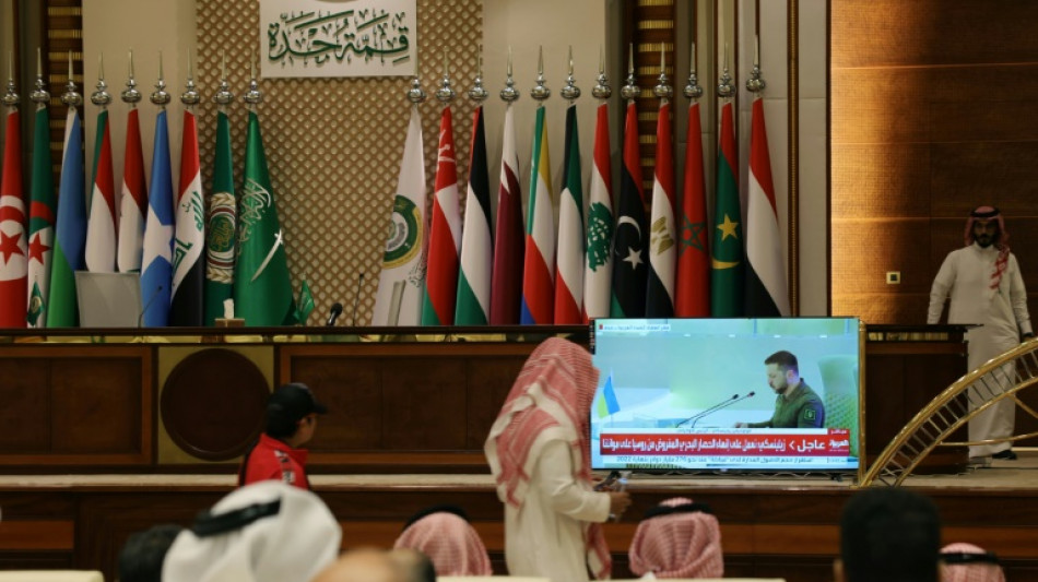 Assad conclui retorno a c&uacute;pula &aacute;rabe patrocinada pela Ar&aacute;bia Saudita