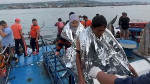 Philippines: au moins 18 morts et 24 disparus dans le naufrage d'un ferry