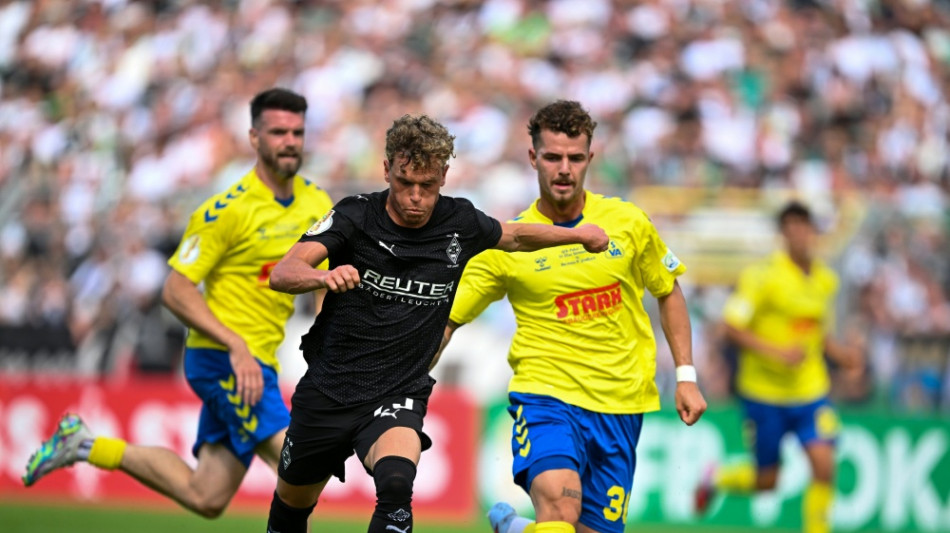 Elvedi erl&ouml;st wackeliges Gladbach gegen Delmenhorst