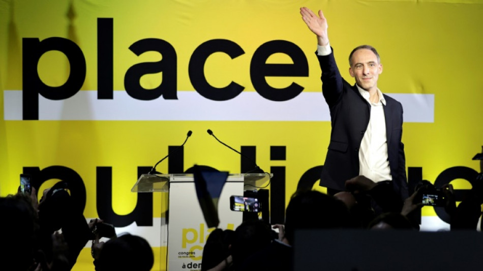 "Rendez-nous la statue de la Libert&eacute;", lance Glucksmann aux Am&eacute;ricains