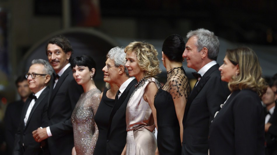 Fuori, alla premiere di Cannes 7 minuti di applausi per Martone