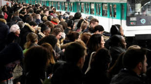 Gr&egrave;ve &agrave; la RATP: trafic tr&egrave;s perturb&eacute; vendredi, huit lignes de m&eacute;tro ferm&eacute;es