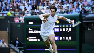 Ben Shelton avan&ccedil;a pela 1&ordf; vez &agrave;s quartas de final de Wimbledon