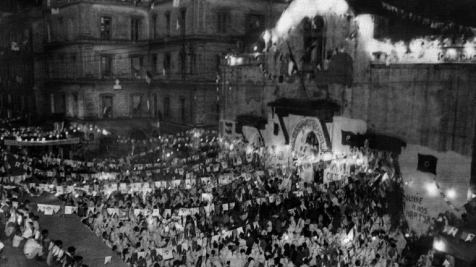 L'Alg&eacute;rie c&eacute;l&egrave;bre en grande pompe le 60e anniversaire de son ind&eacute;pendance