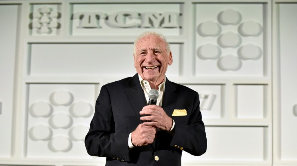 Oscar honor&aacute;rio &eacute; adiado para janeiro por causa de greves em Hollywood