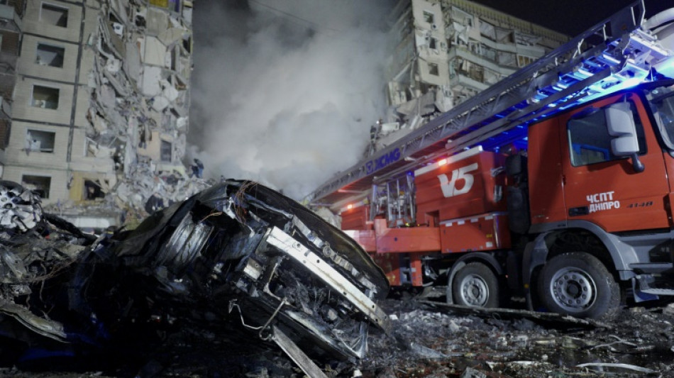 Mehr als 20 Tote bei russischen Angriffen auf Wohnhaus in Dnipro