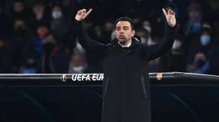 "El Sevilla es m&aacute;s favorito" para ganar la Europa League, asegura Xavi