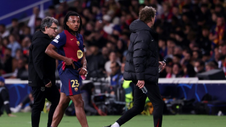 Lautaro Mart&iacute;nez y Kound&eacute;, cambiados por lesi&oacute;n en semifinal de Champions