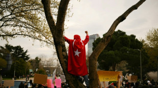 Turquie: Erdogan menace l'opposition, nouveaux appels &agrave; manifester