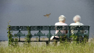 Frauen besonders durch Altersarmut gef&auml;hrdet - 2,1 Millionen Betroffene