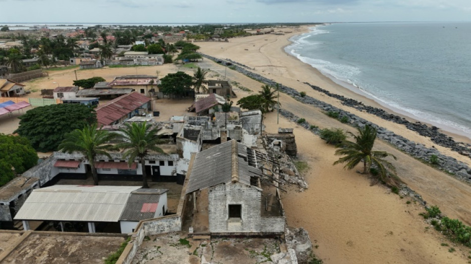 Au Ghana, le changement climatique met en p&eacute;ril villages et vestiges de l&rsquo;esclavage