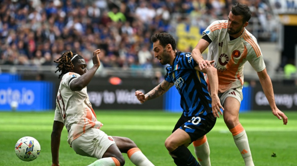 Inter perde em casa para Roma (1-0) e Napoli tem chance de se isolar na lideran&ccedil;a