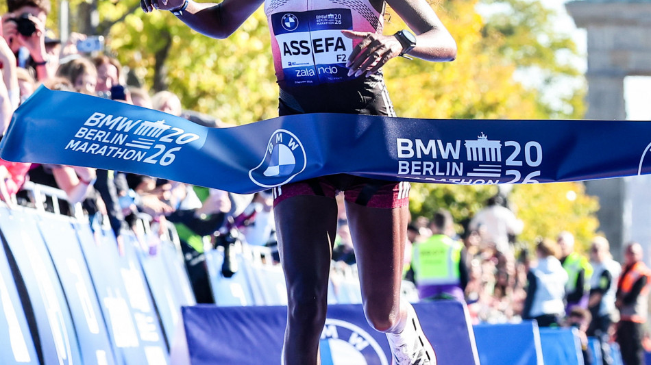 Maratona Berlino: Assefa domina ma un infortunio la priva del record mondiale
