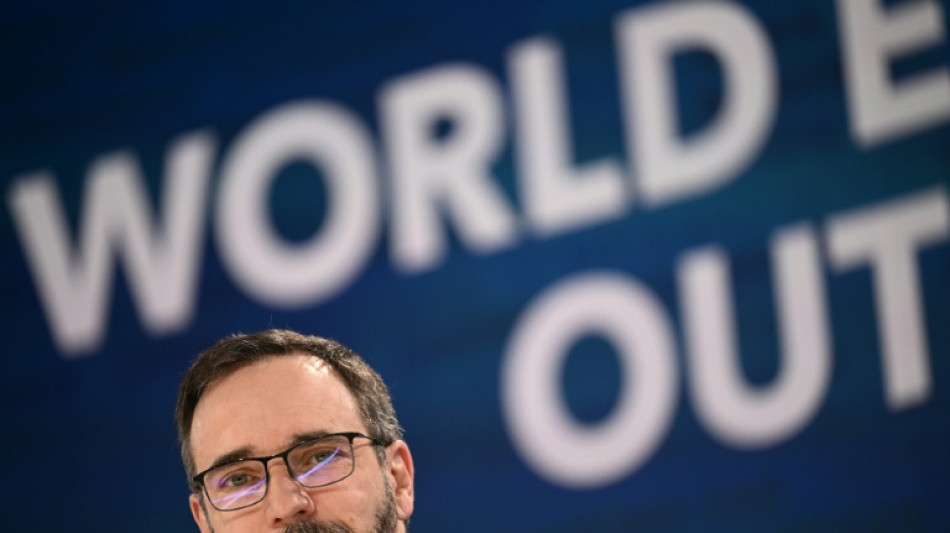 Incerteza comercial deve ser resolvida 'o mais r&aacute;pido poss&iacute;vel', alerta economista-chefe do FMI