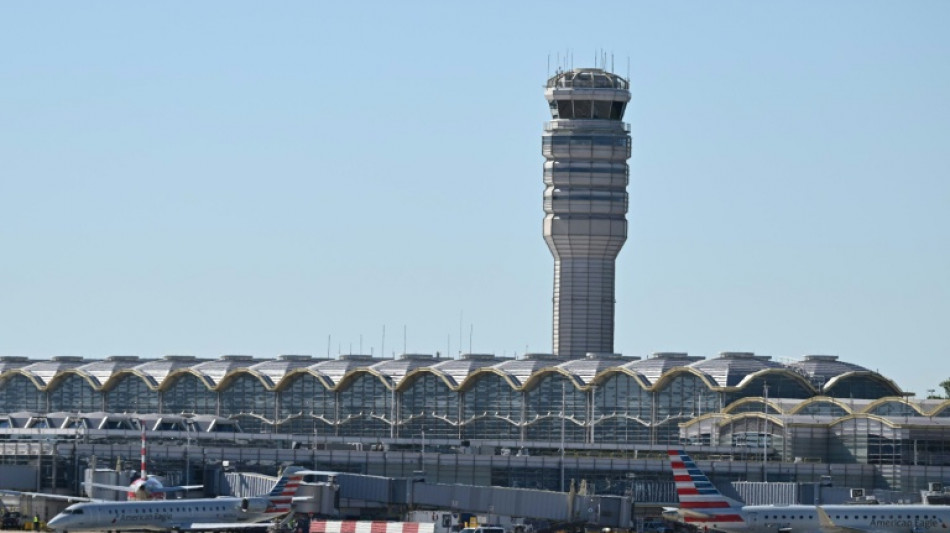 El cierre del gobierno pone el tr&aacute;fico a&eacute;reo de EEUU al borde del caos