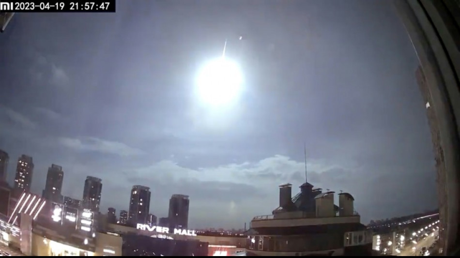 Une m&eacute;t&eacute;orite probablement &agrave; l'origine du flash dans le ciel de Kiev