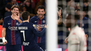 Ligue 1: Paris bat Nice sur le fil et se lib&egrave;re d'un poids