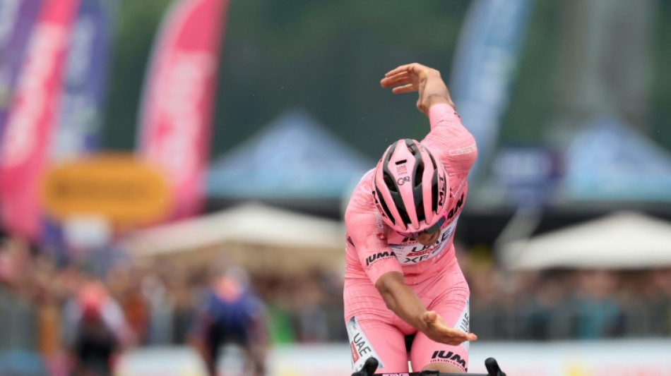 Giro leader Del Toro hits back with stage 17 triumph
