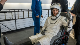 Astronautas da ISS voltam em seguran&ccedil;a para a Terra depois de nove meses