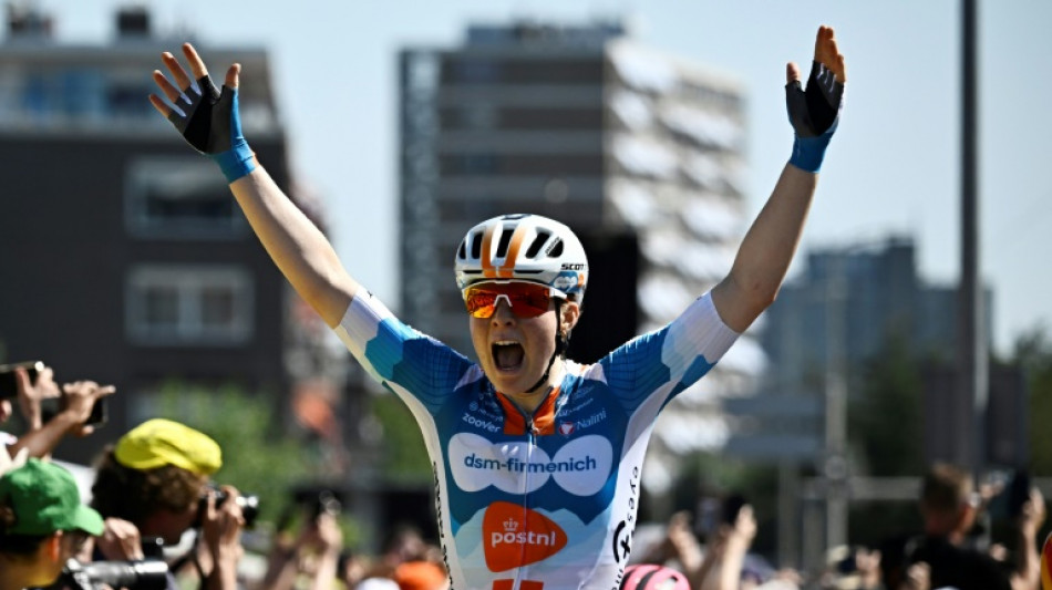 Tour de France femmes: Kool remporte la 1re &eacute;tape et endosse le maillot jaune