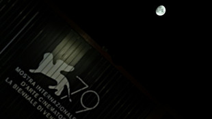 La Mostra se cierra con una mofa del encarcelado iran&iacute; Panahi contra la censura