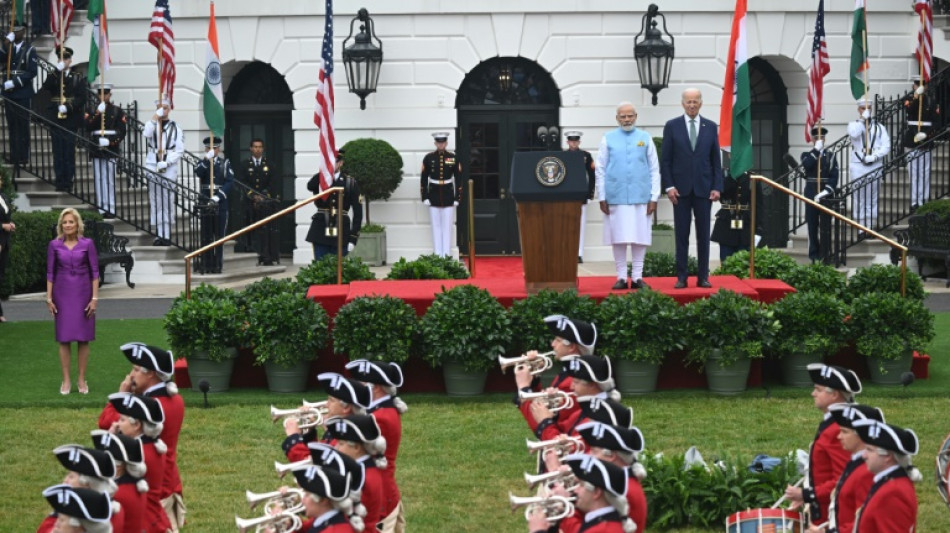 Premi&ecirc; diz que &Iacute;ndia est&aacute; 'completamente pronta' para apoiar 'paz' na Ucr&acirc;nia