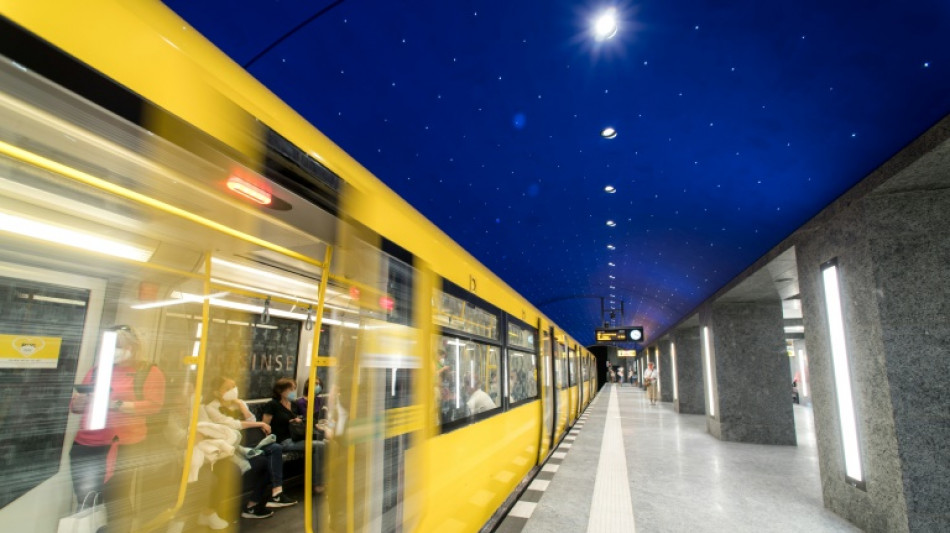 Forderungen nach dauerhaft g&uuml;nstigem Nahverkehrsticket und weiteren Entlastungen