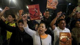 Protestos, caos e trai&ccedil;&otilde;es marcam aprova&ccedil;&atilde;o da reforma judicial no M&eacute;xico