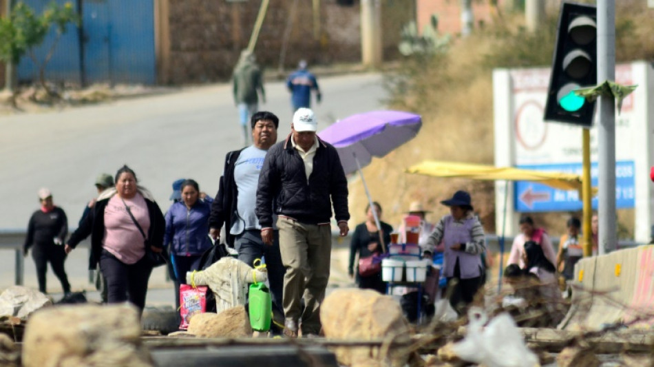 Bolivie: deux policiers tu&eacute;s dans des heurts avec des partisans de Morales