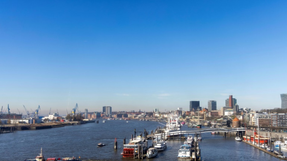 Gr&uuml;ne &uuml;berfl&uuml;geln in Wahlumfrage in Hamburg die SPD