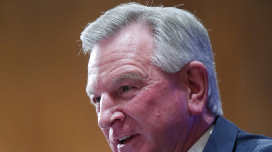 Senador republicano antiaborto impede nomea&ccedil;&otilde;es de militares nos EUA