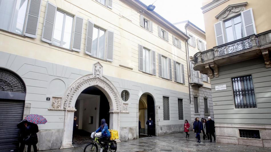 Mediobanca, 'l'offerta di Mps non &egrave; razionale e con rischi'